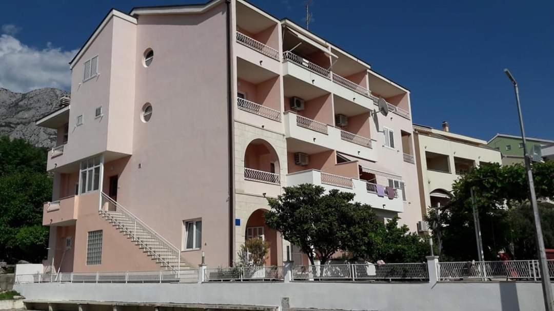 Katrin 101 Apartment Tučepi Екстериор снимка