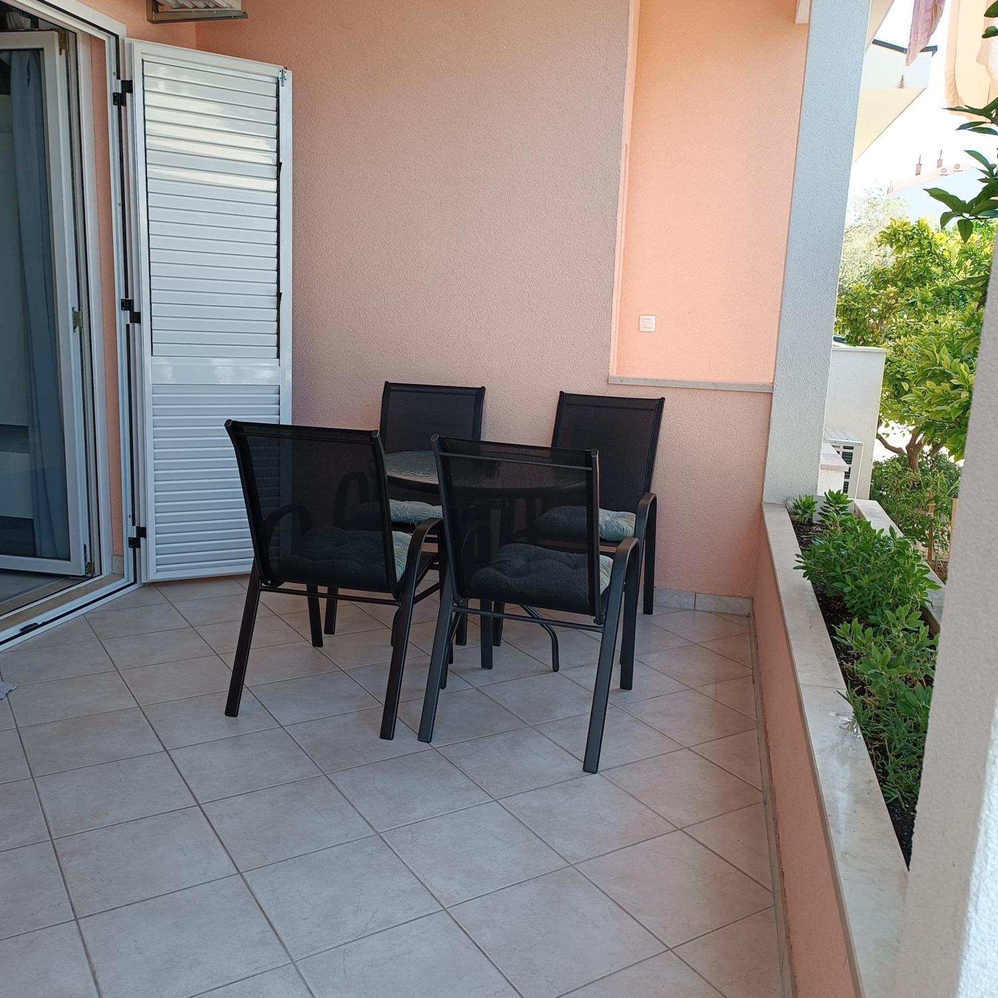 Katrin 101 Apartment Tučepi Екстериор снимка